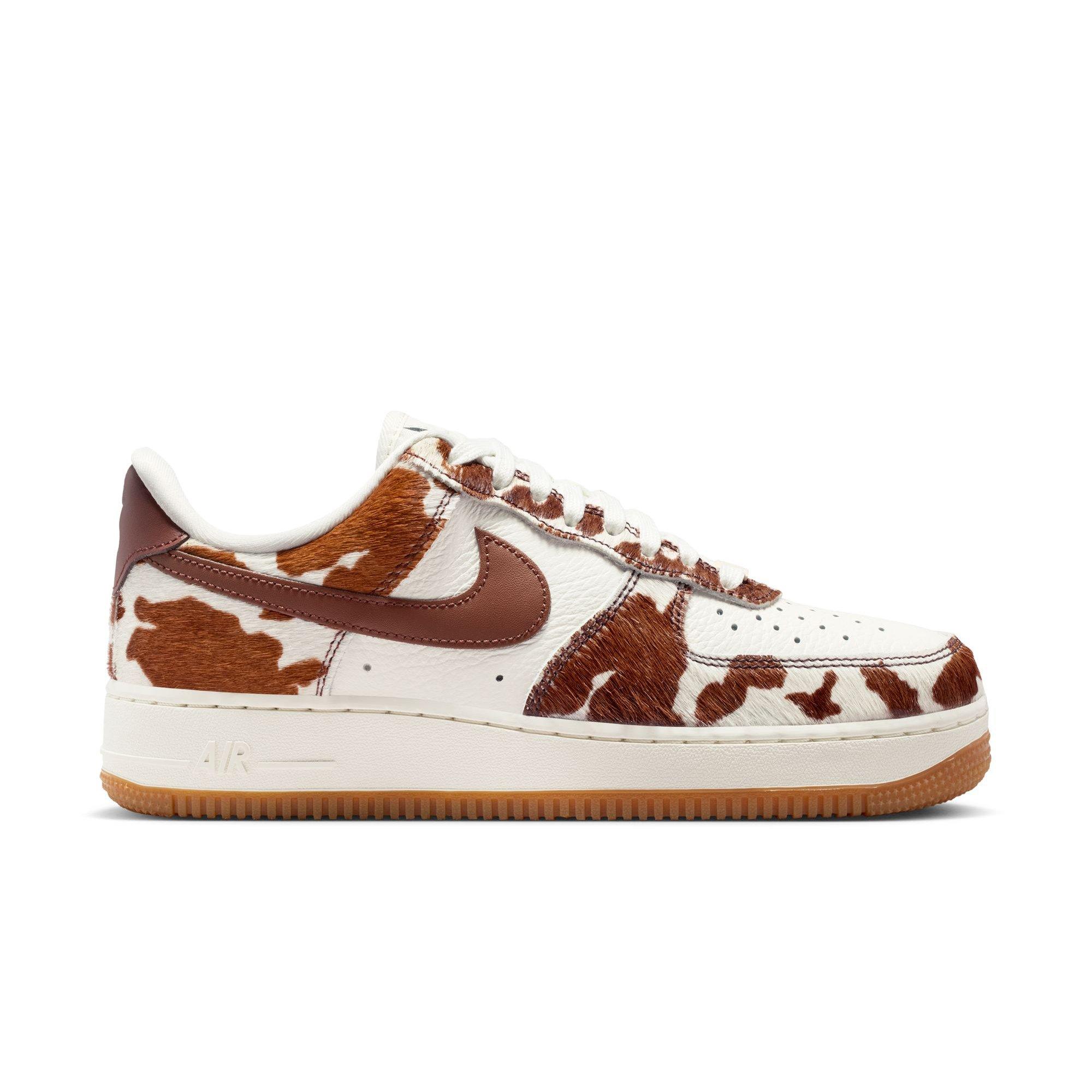 Nike Air Force 1 '07 "Field Brown/Sail" Women's Shoe - BROWN/WHITE